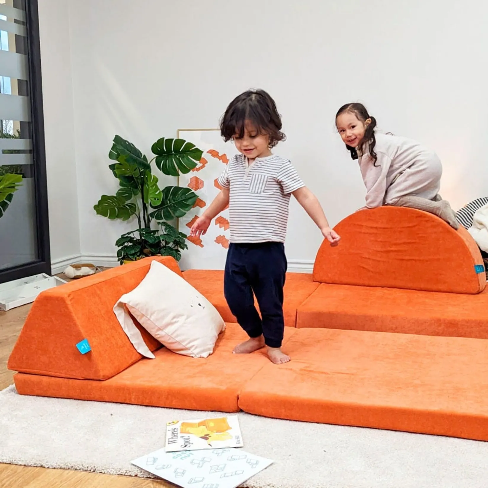 4 Pieces Discovery Pack - Charcoal Chill Kid'S Tables & Chairs