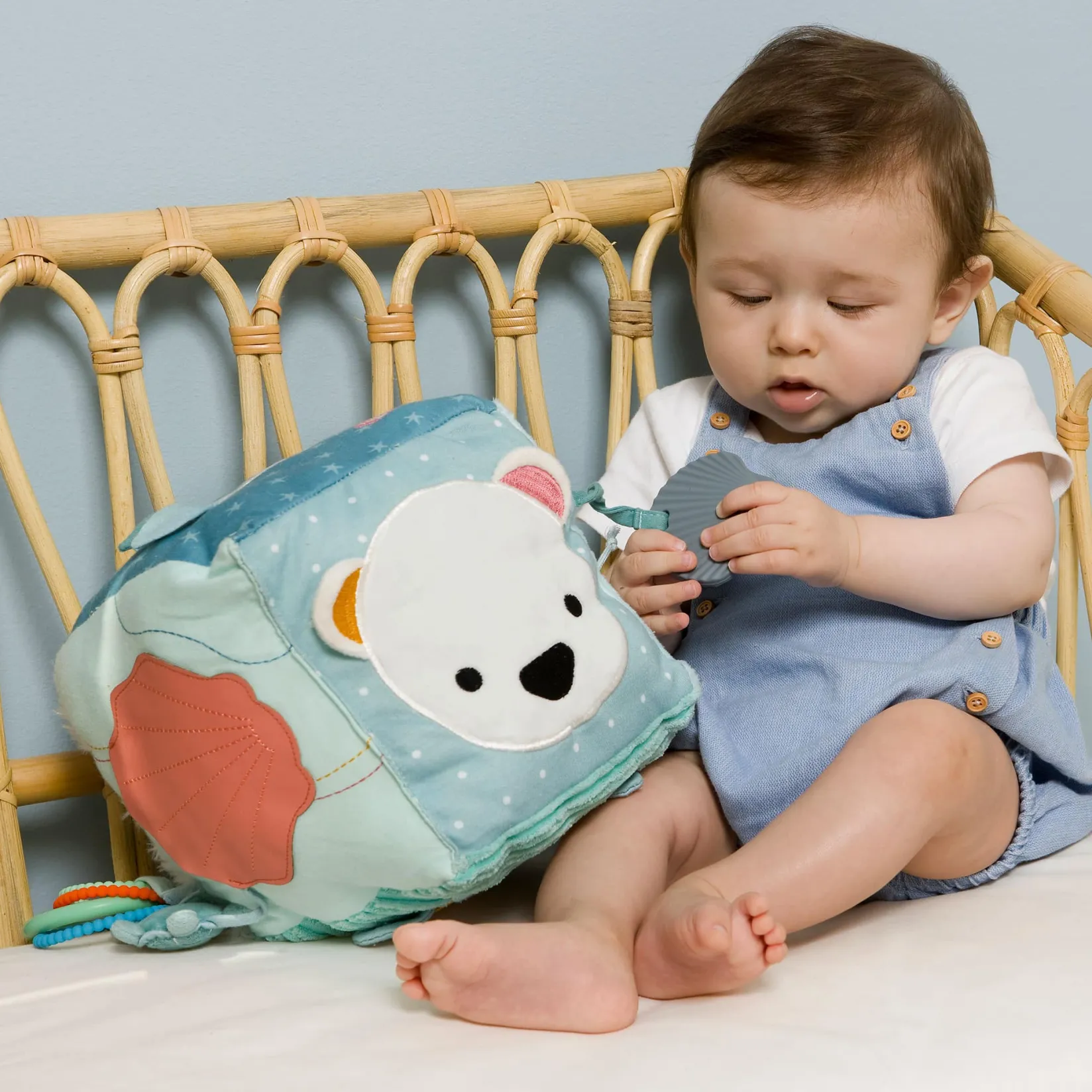 Discount Activity Cube - Ocean Developmental Toys