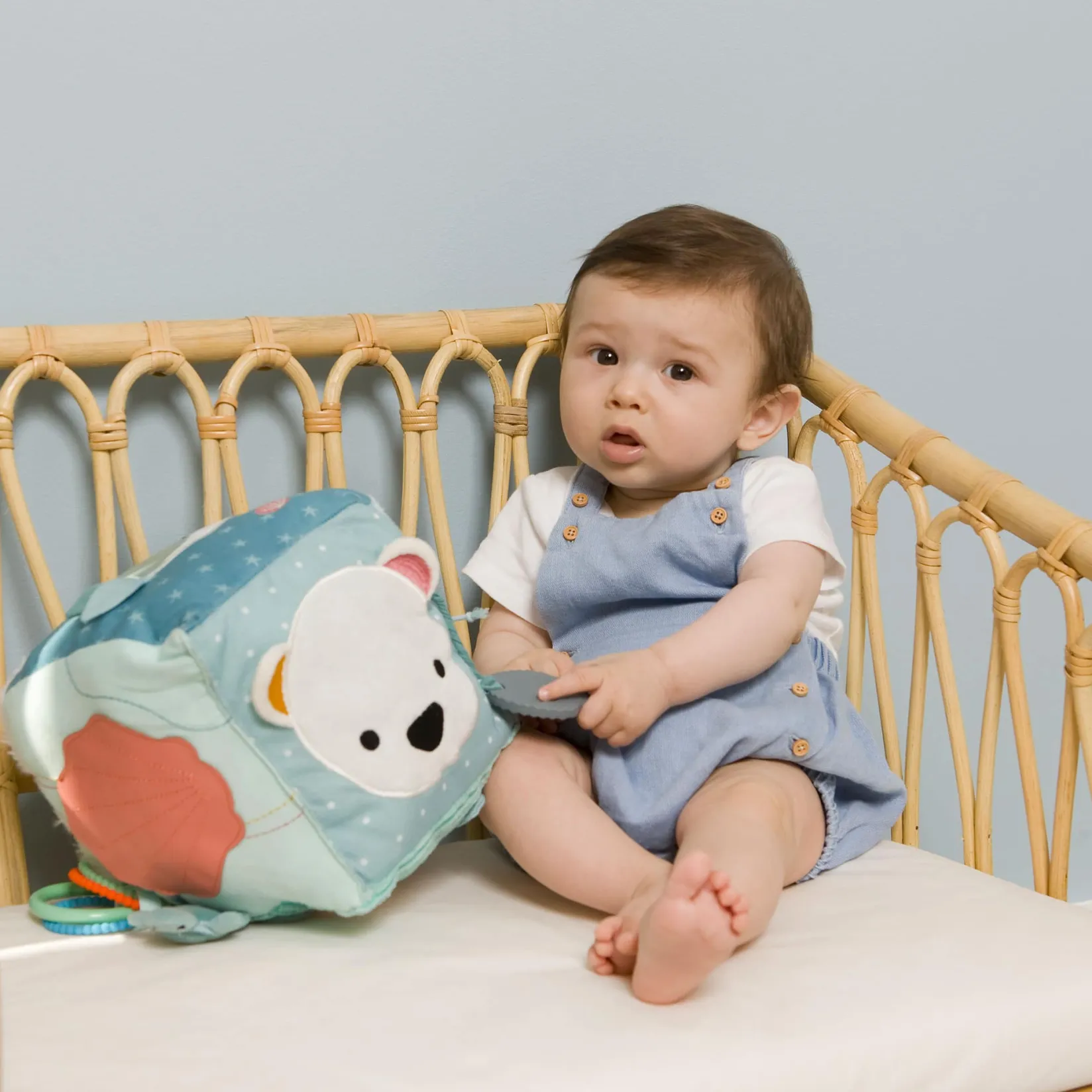 Discount Activity Cube - Ocean Developmental Toys