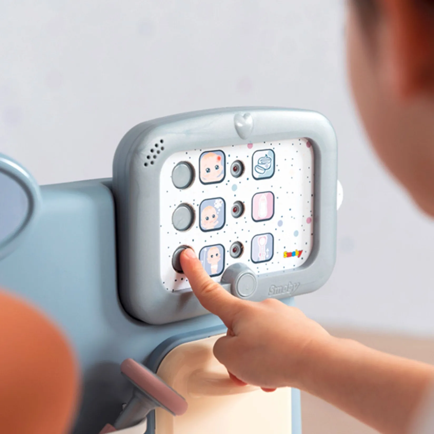 Pretend Play & Imitation>Smoby Baby Care Center Toy