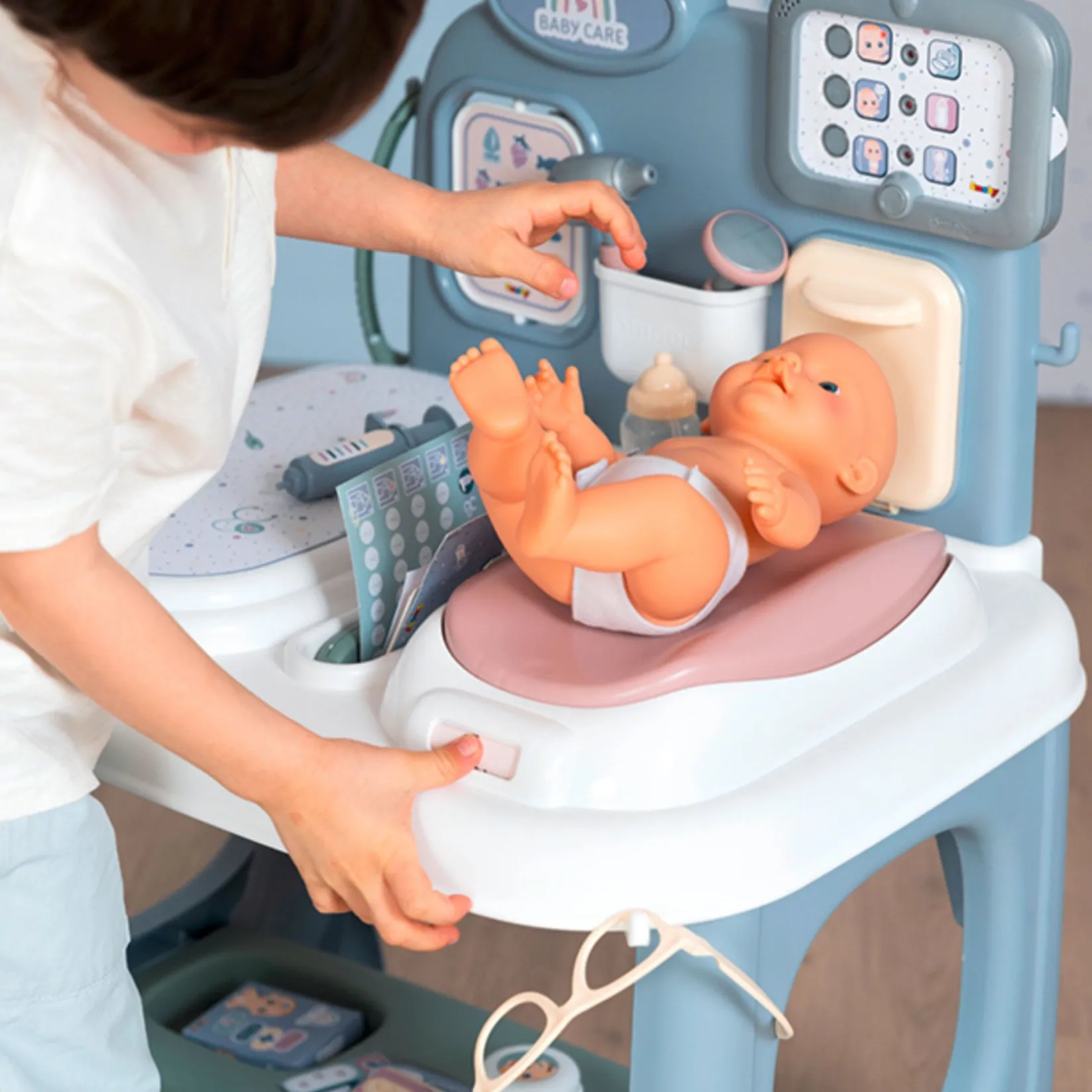 Pretend Play & Imitation>Smoby Baby Care Center Toy