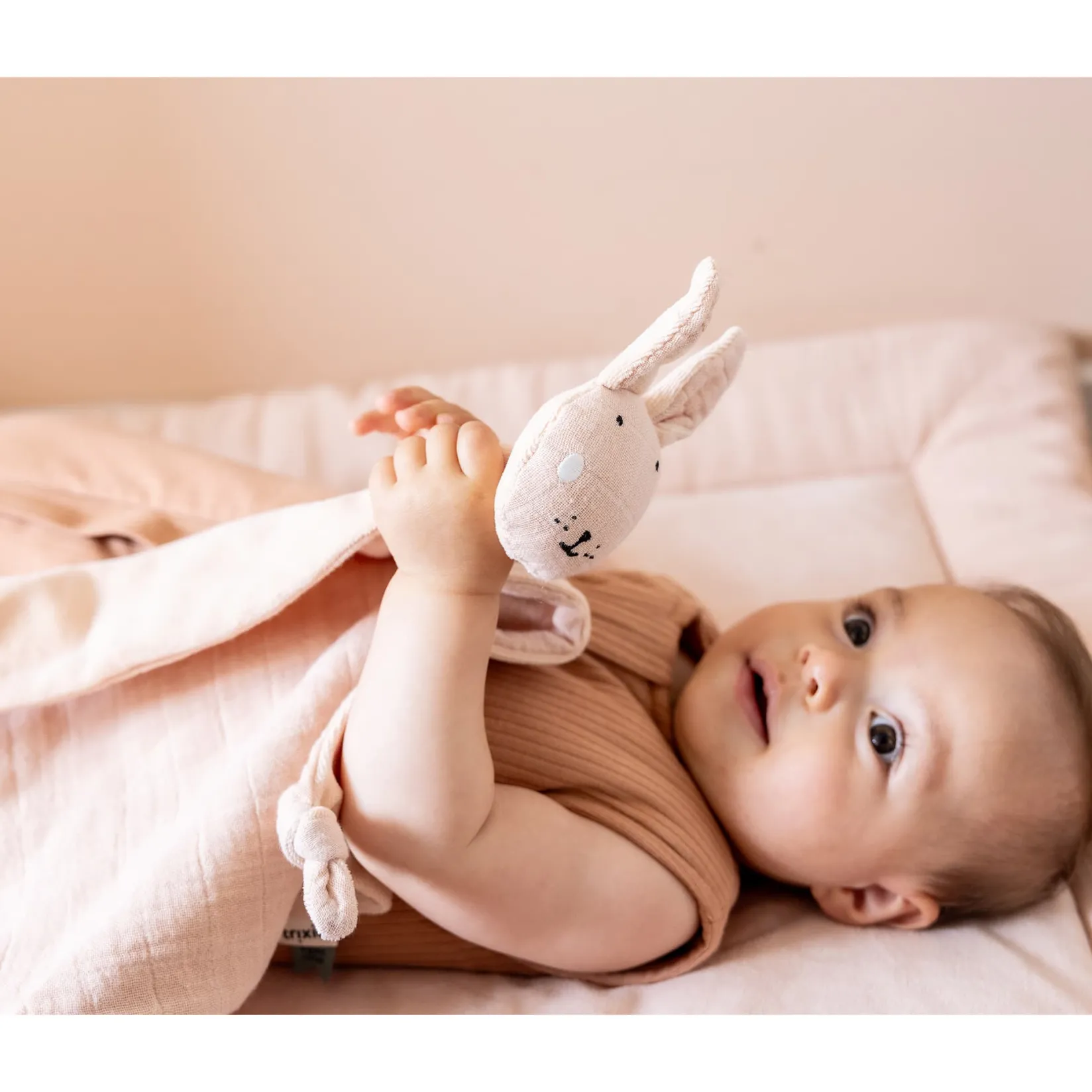 Plush Toys>Trixie Baby Comforter - Mrs Rabbit