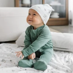 Blankets|Blankets><noscript><img width=