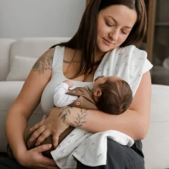 Blankets|Blankets><noscript><img width=