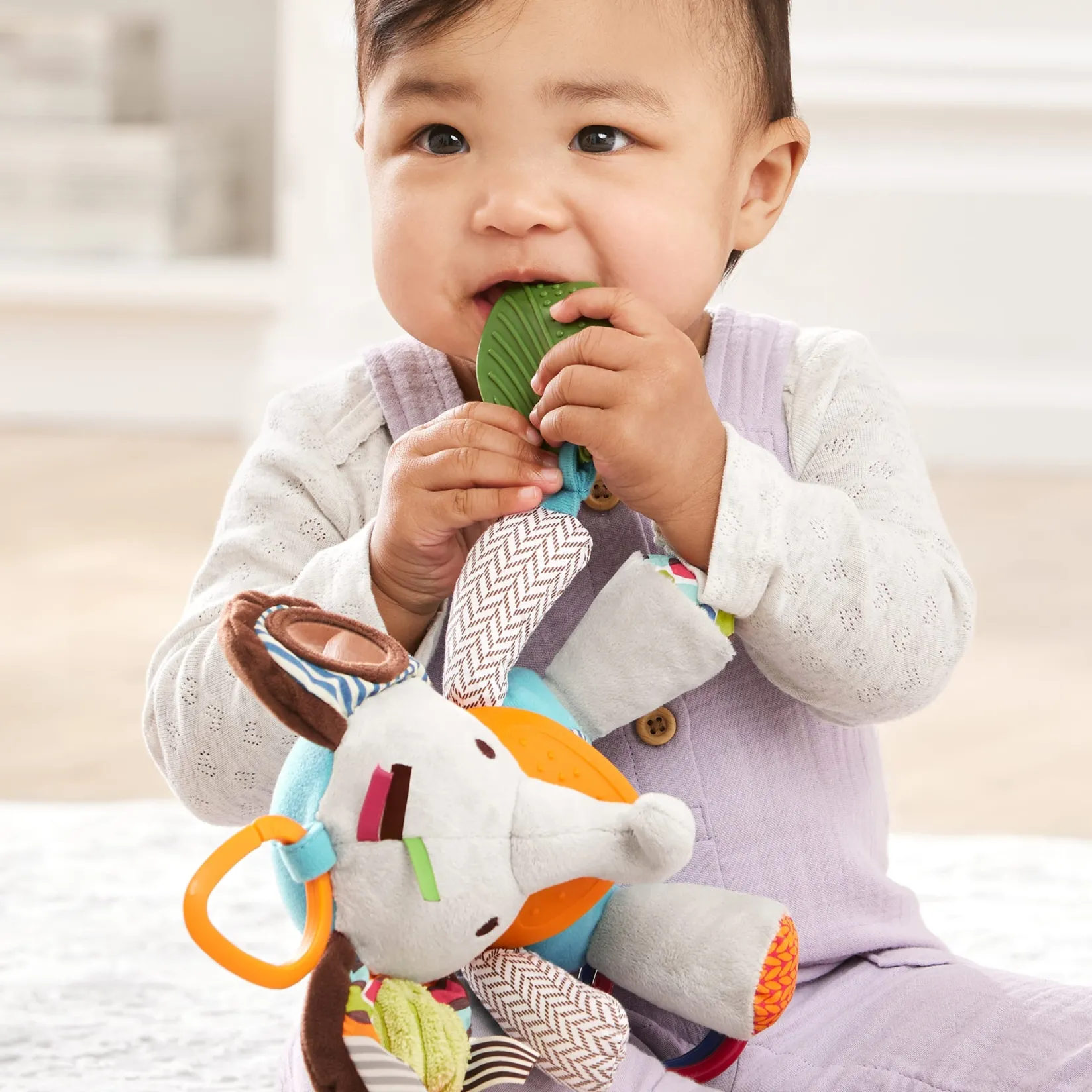 Stroller & Car Seat Toys|Developmental Toys>Skip Hop Bandana Buddies Activity Toy - Elephant