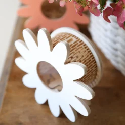Bank - White Daisy Decorative Objects