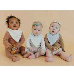 Bibs|Breastfeeding><noscript><img width=