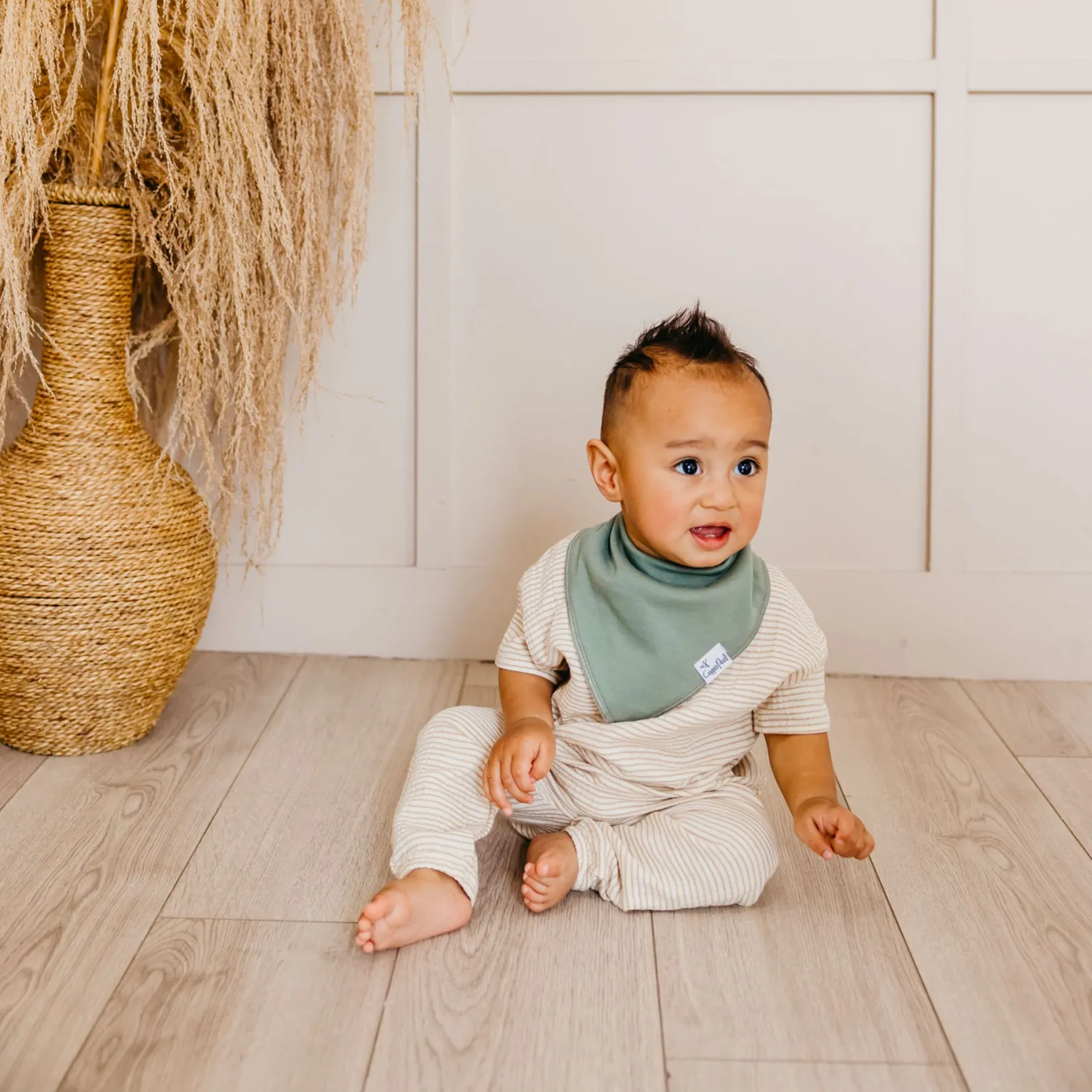 Clearance Bibs (4) - Leafs Haven Bibs|Breastfeeding