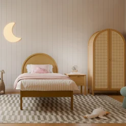 Twin, Full & Queen Beds><noscript><img width=