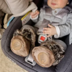 Slippers><noscript><img width=