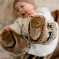 Slippers><noscript><img width=