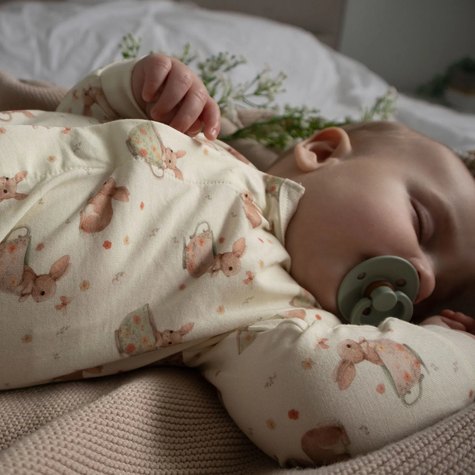 Sale Bunnies Magnetic Pajamas P-18m Preemie Clothing|Pajamas