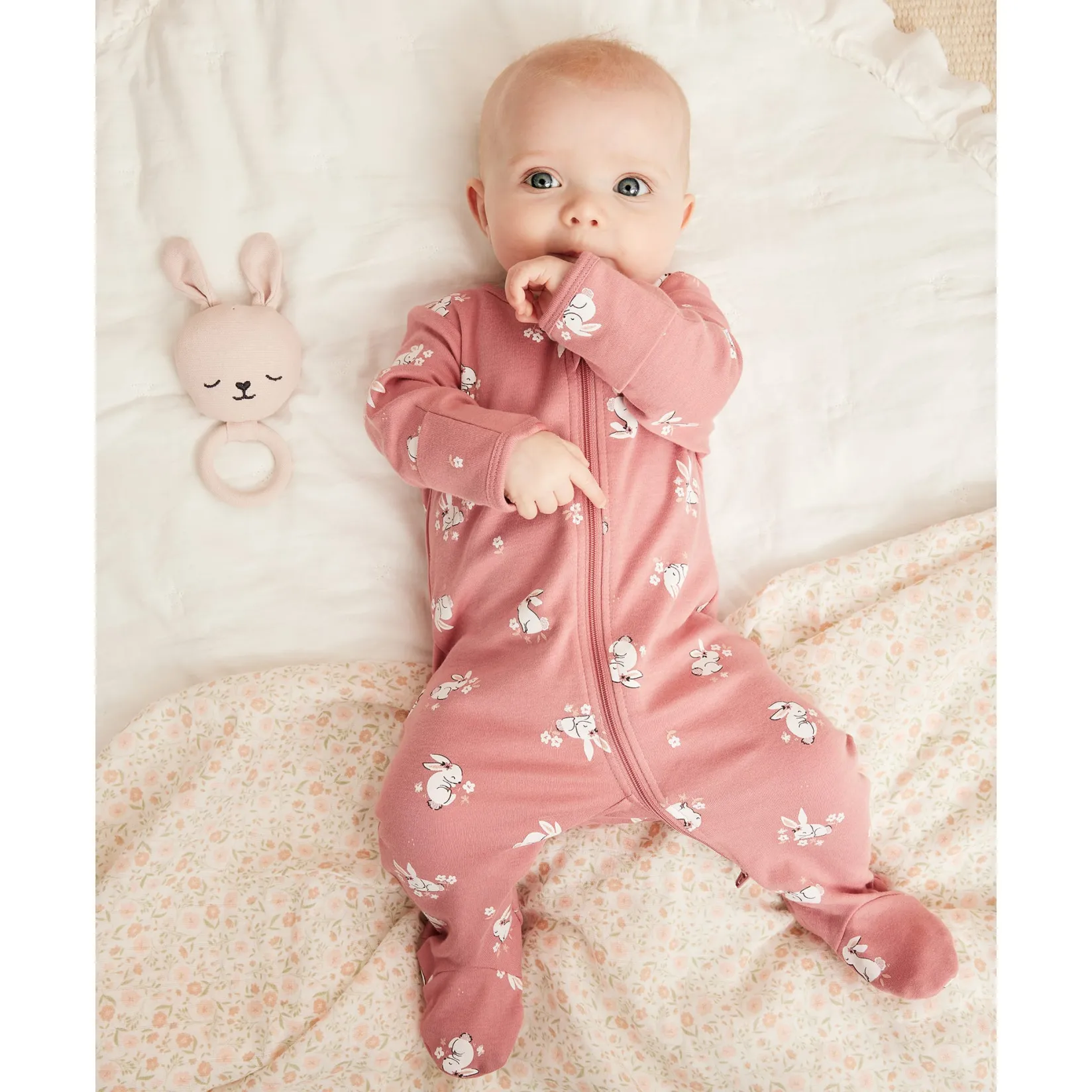 Pajamas|Pyjamas>Petit Lem Bunnies print Pajamas 0-12m Pink