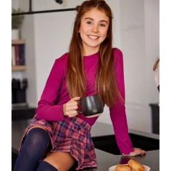 Skirts><noscript><img width=