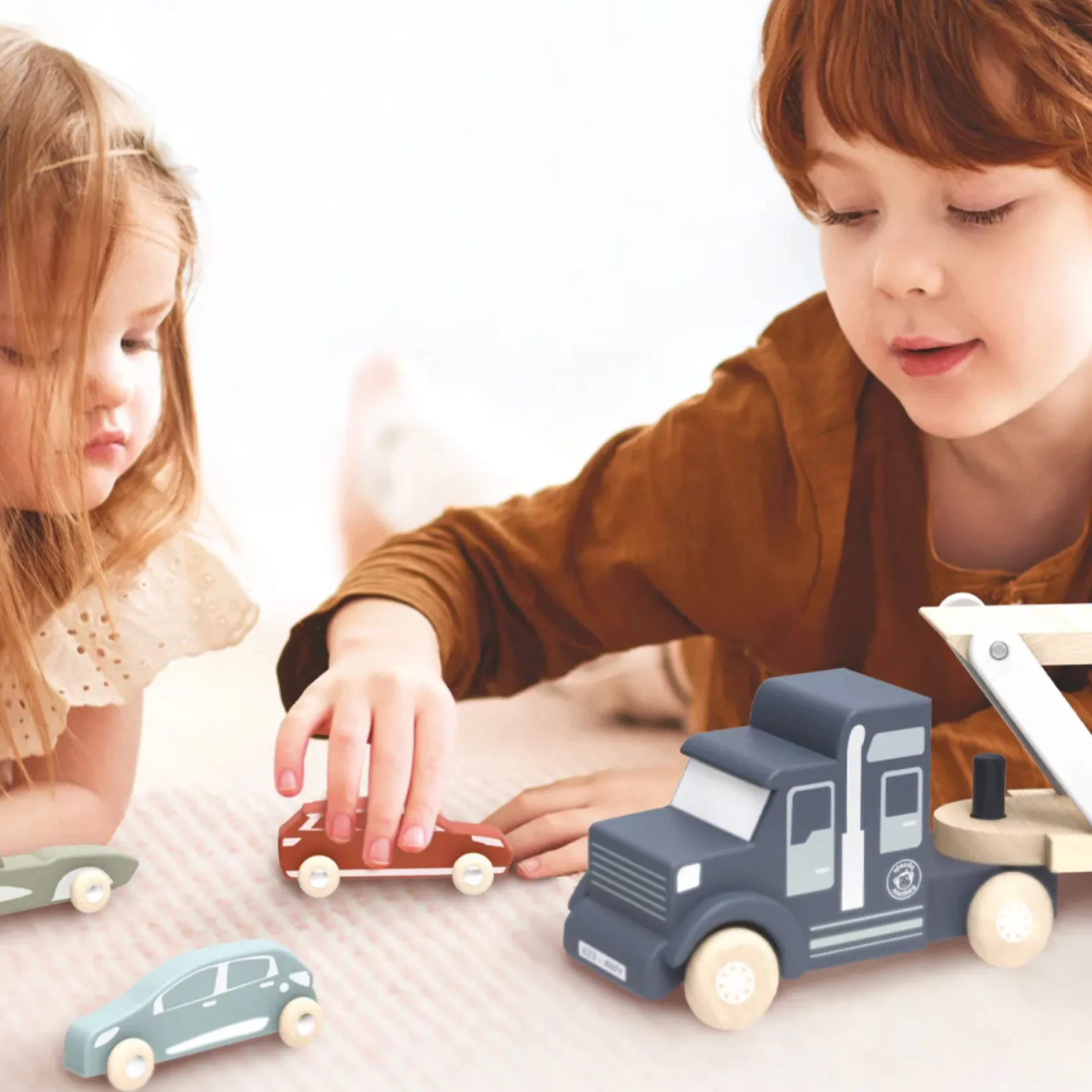 Wooden Toys>Speedy Monkey Car Transporter