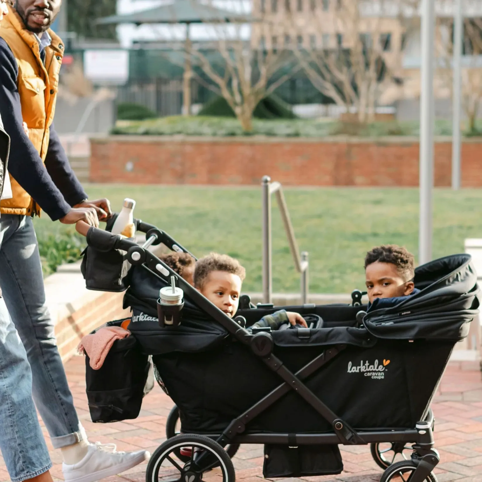 Strollers|Strollers & Trailers>Larktale Caravan Coupe Quad V2 - Byron Black