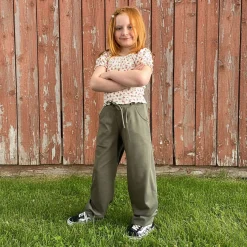 Outlet Cherries Flowers Top 7-14 Kids Tops