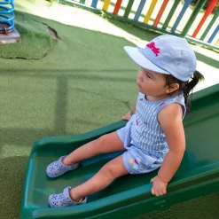 Tops><noscript><img width=