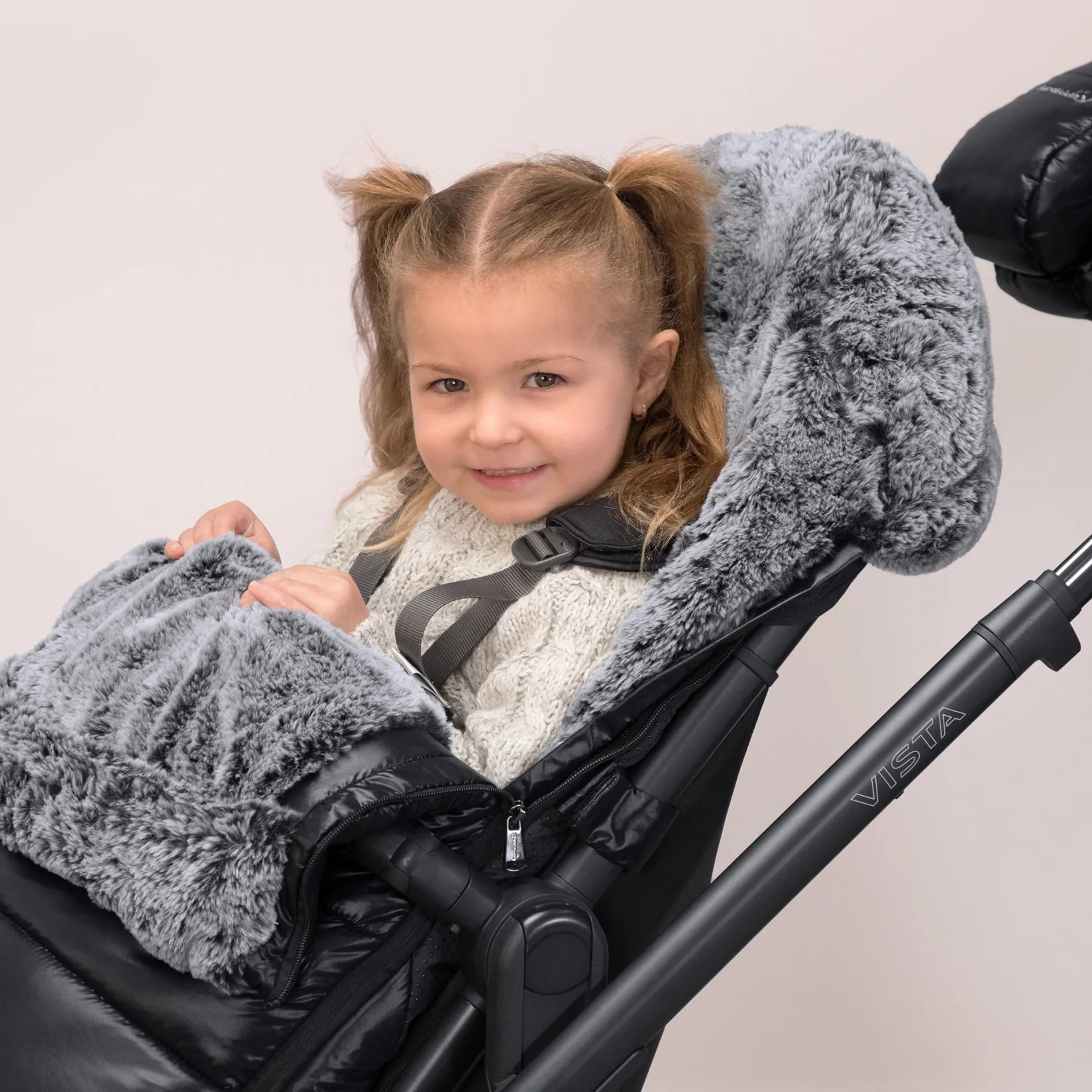 Winter Activities|Strollers & Trailers>UPPAbaby Cozyganoosh Luxe Stroller - Lyla