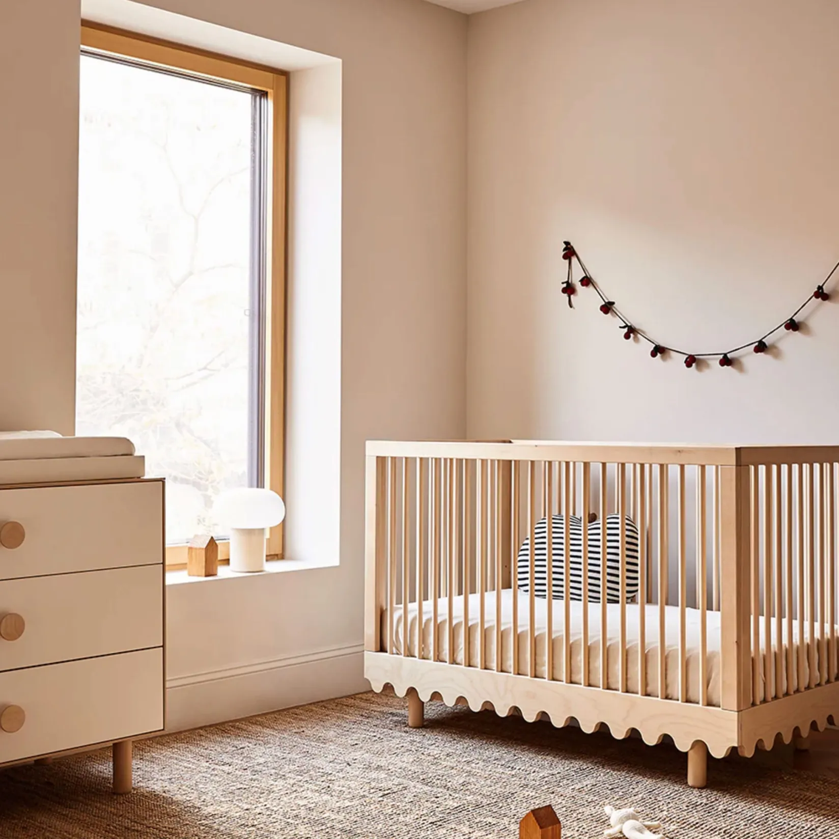 Cribs & Mattresses|Cribs & Mattresses>Oeuf Crib Moss Red