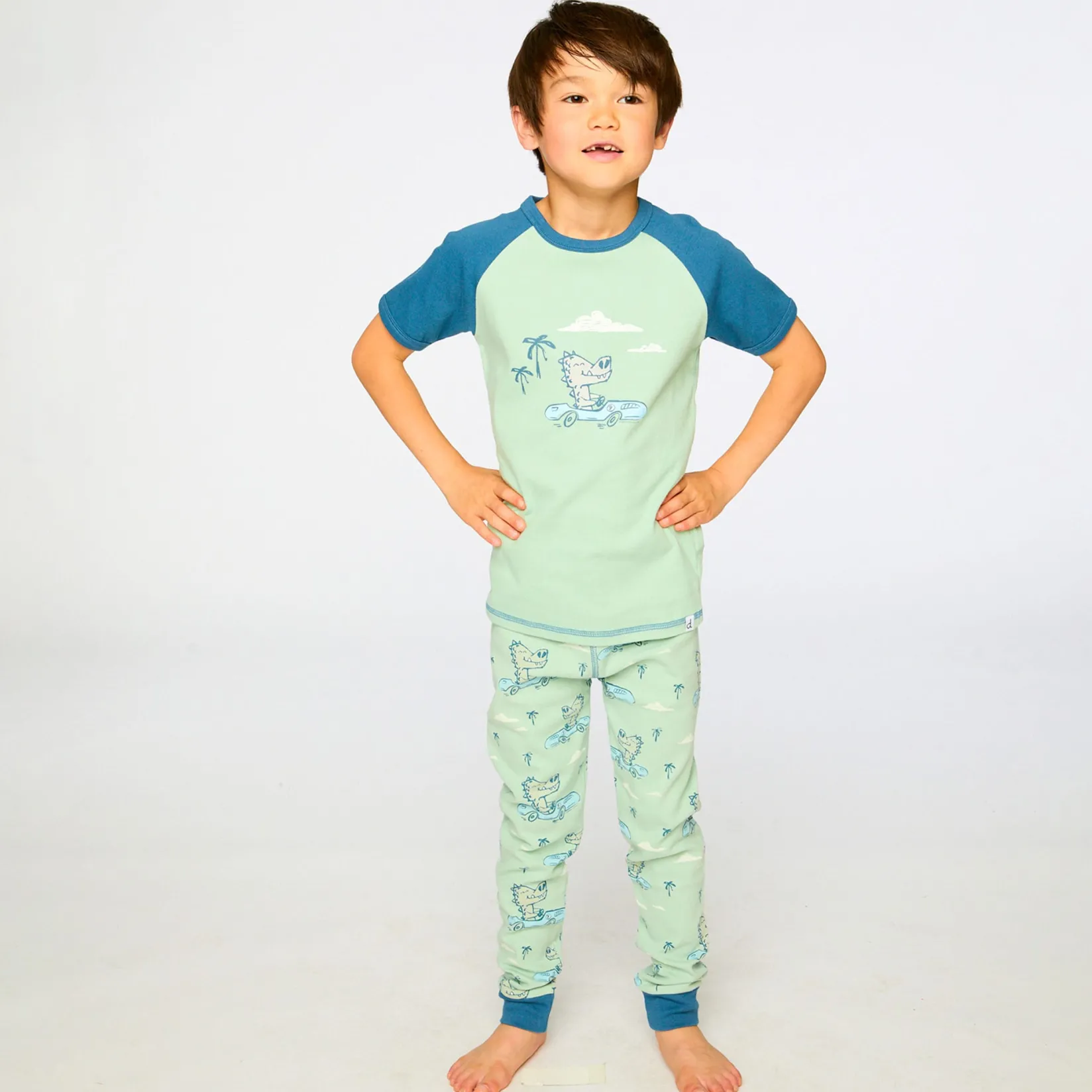 Sale Croc Pajama Set 7-12 Kids/BOY Pajamas & Bathrobes
