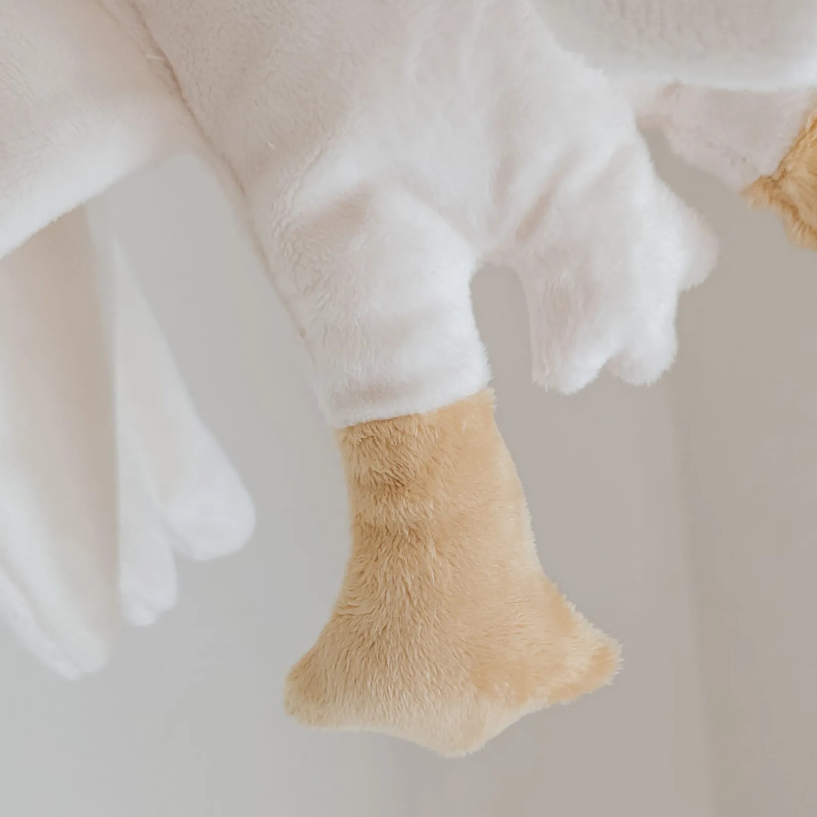 Developmental Toys>Veille sur Toi Cuddly Pal - Goose Odile