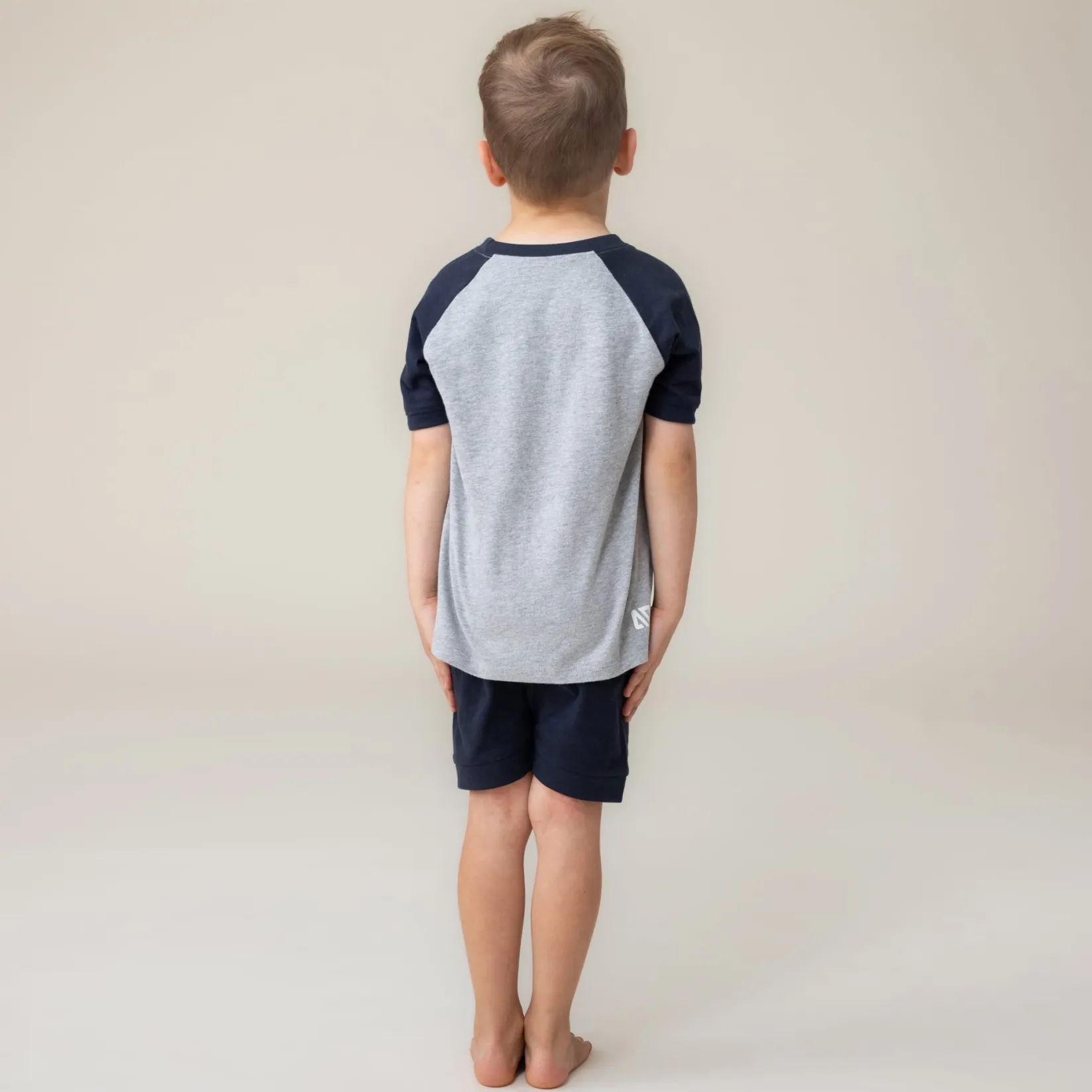 Dinos 3pc Pajamas 2-12 Kids/BOY Pajamas & Bathrobes