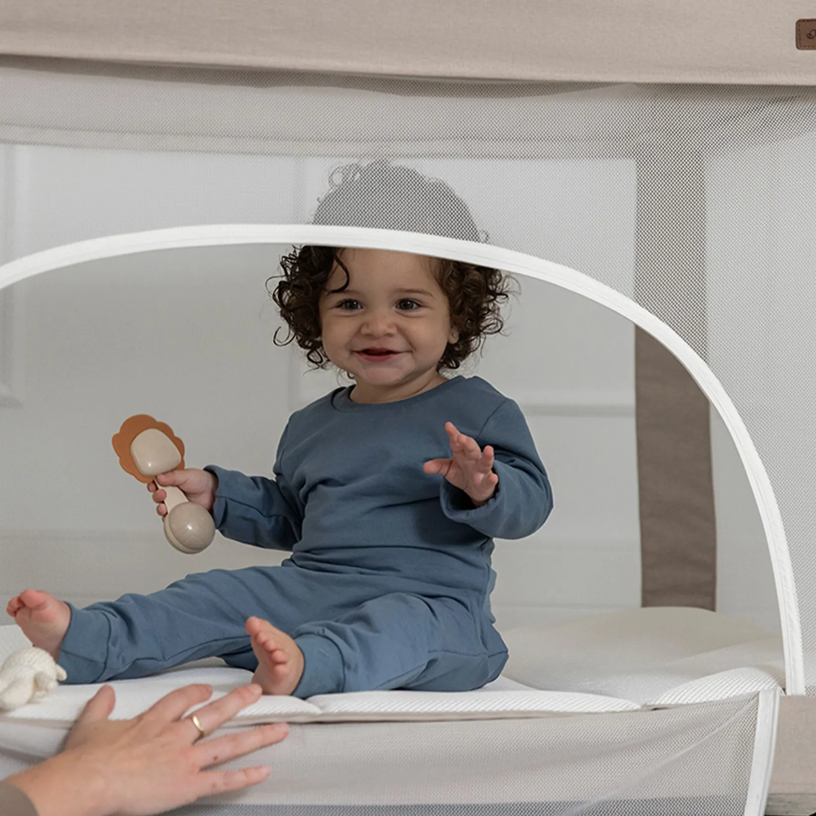 Playards & Bassinets|Playards & Bassinets>Evenflo Eris Playard - Coastal Coffee