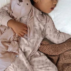 Pyjamas><noscript><img width=