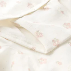 Tops><noscript><img width=