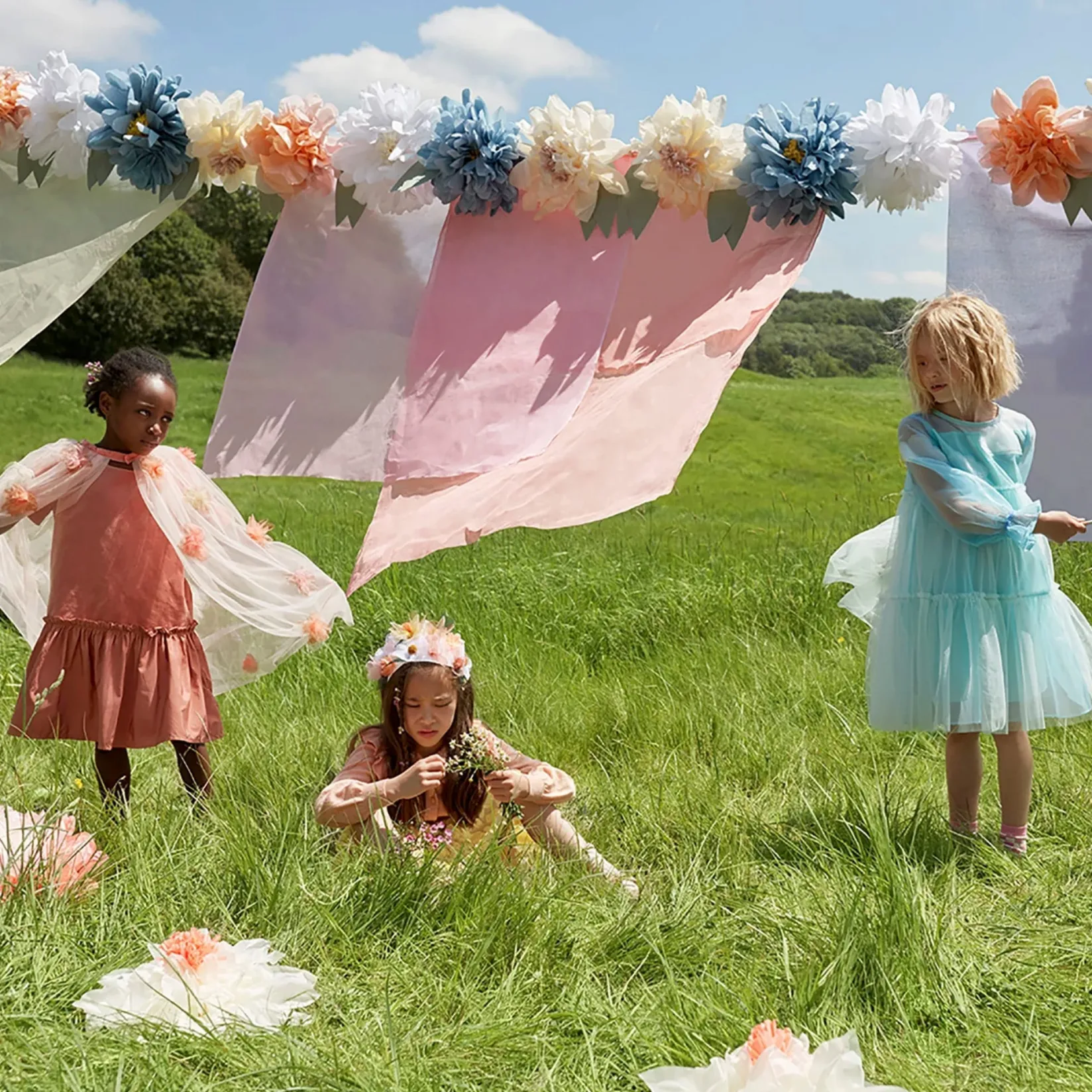 Party Supplies>Meri Meri Flowers In Bloom Giant Garland