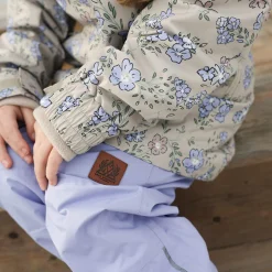 Outerwear><noscript><img width=