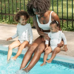 Swimsuits><noscript><img width=