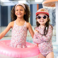 Swimsuits><noscript><img width=