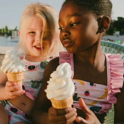 Swimsuits><noscript><img width=