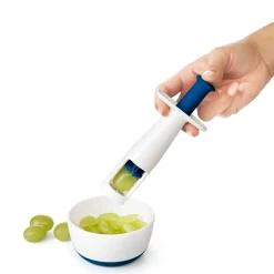 Cleaning & Food Preparation|Food Preparation>Oxo Tot Grape Cutter
