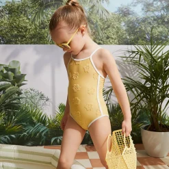 Swimsuits><noscript><img width=