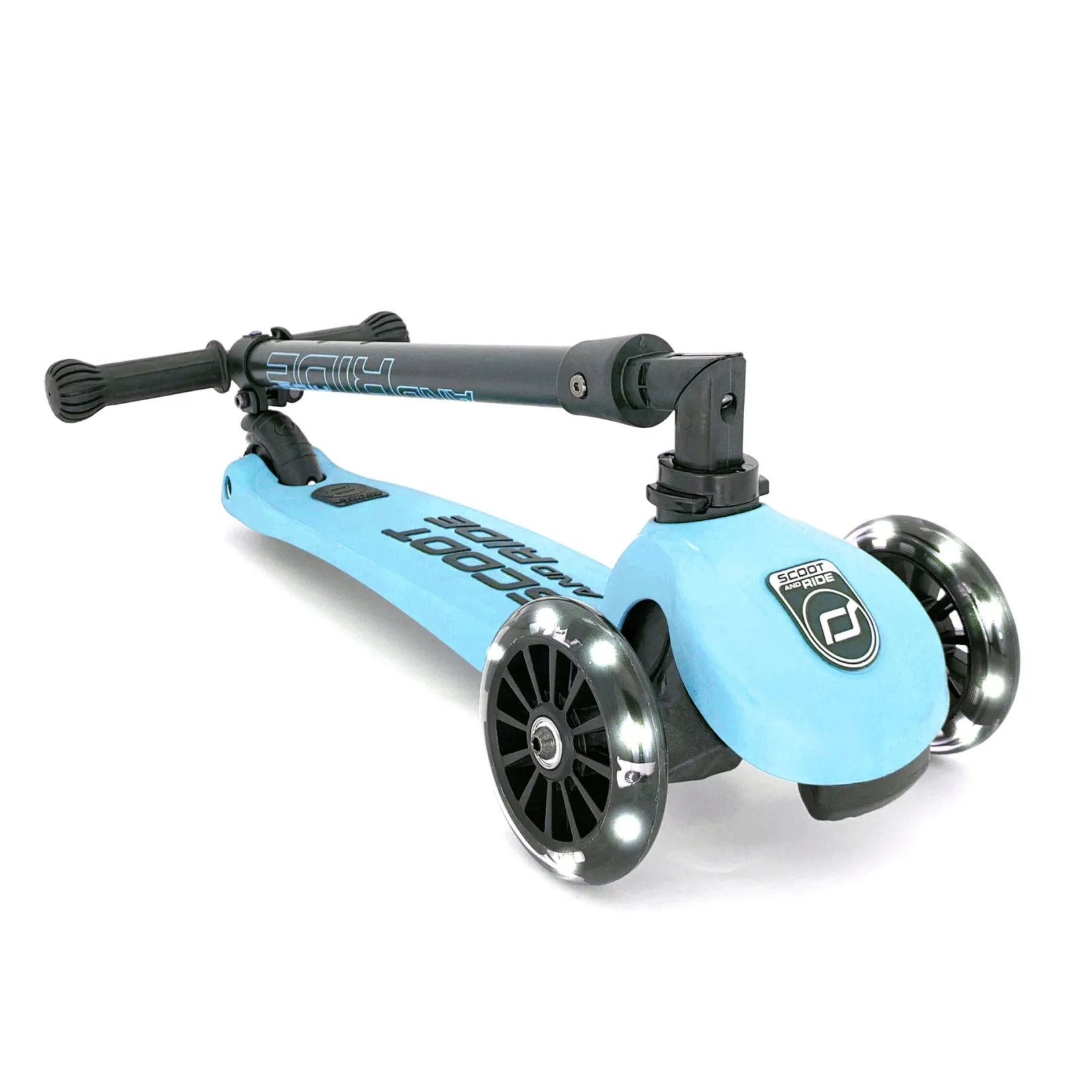 Bikes And Accessories|Bikes & Scooters>Scoot and Ride Highwaykick 3 Led Scooter - Blueberry