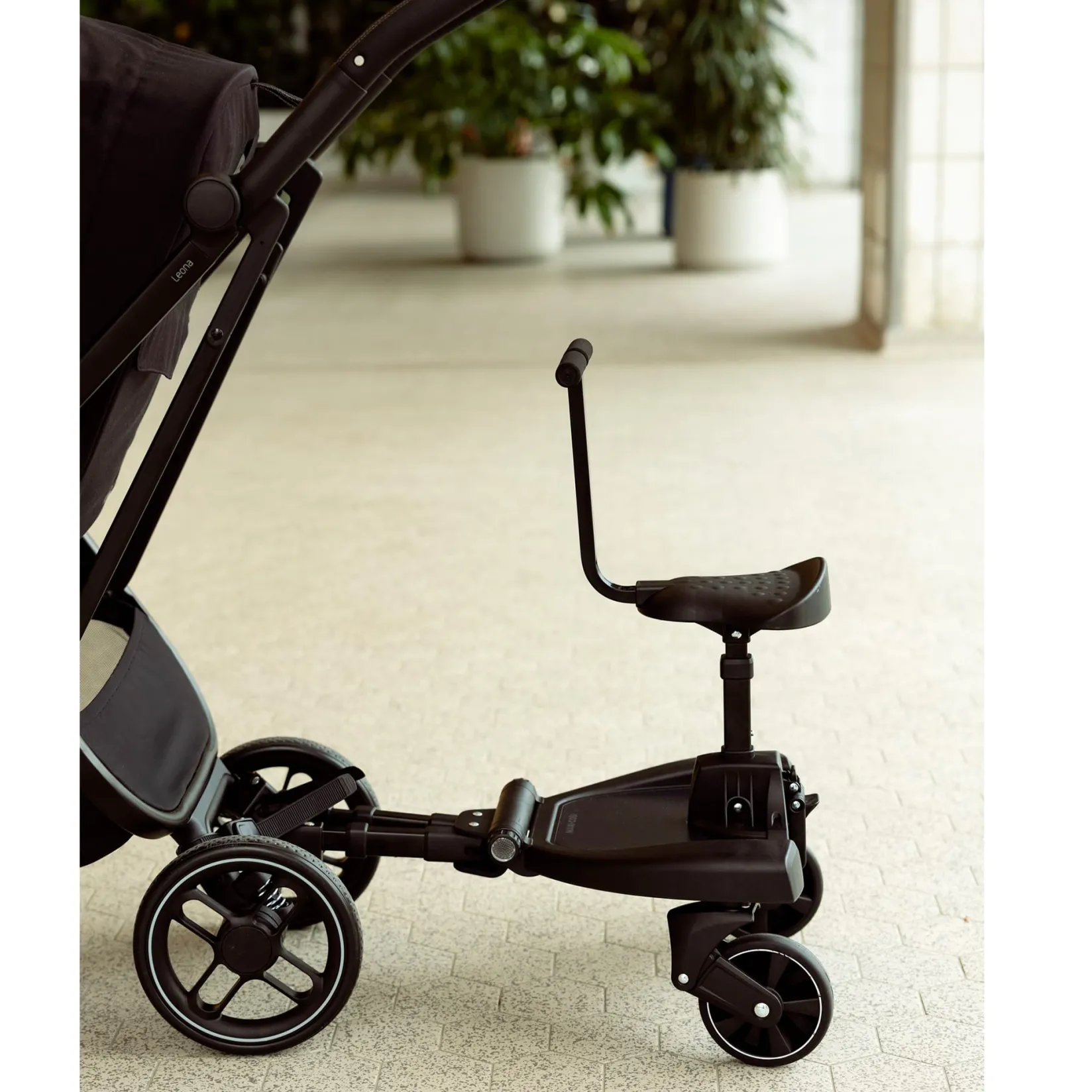 Strollers & Trailers>Maxi-cosi Hop-on Board