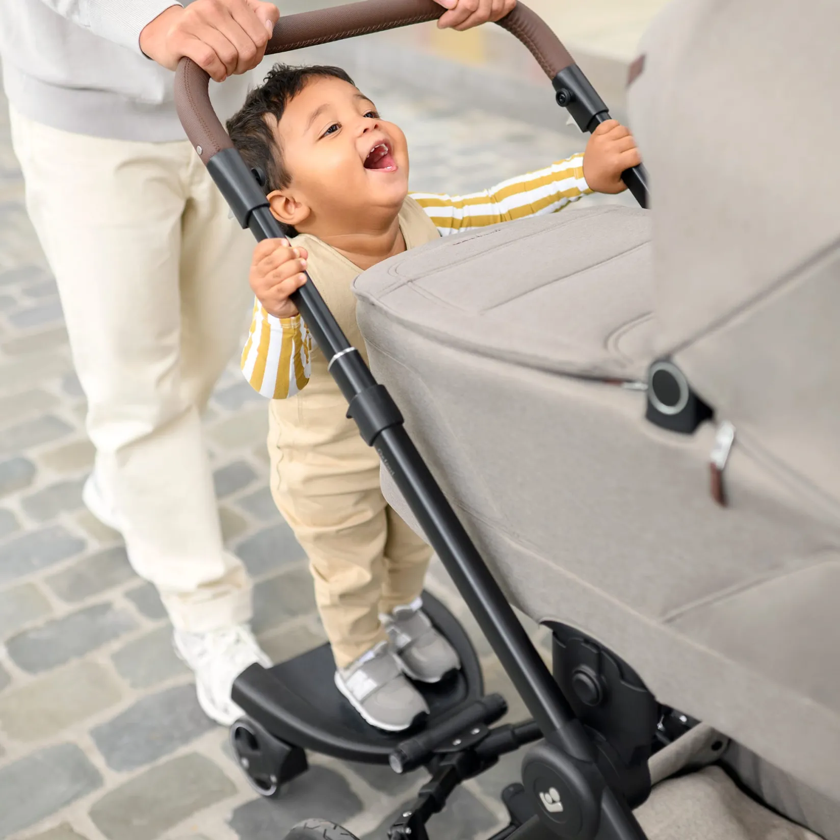 Strollers & Trailers>Maxi-cosi Hop-on Board