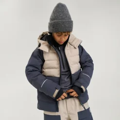 Outerwear|Coats & Jackets><noscript><img width=