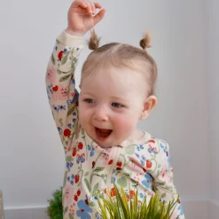 Pajamas|Pyjamas><noscript><img width=