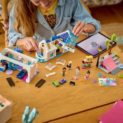 Assembly & Construction><noscript><img width=