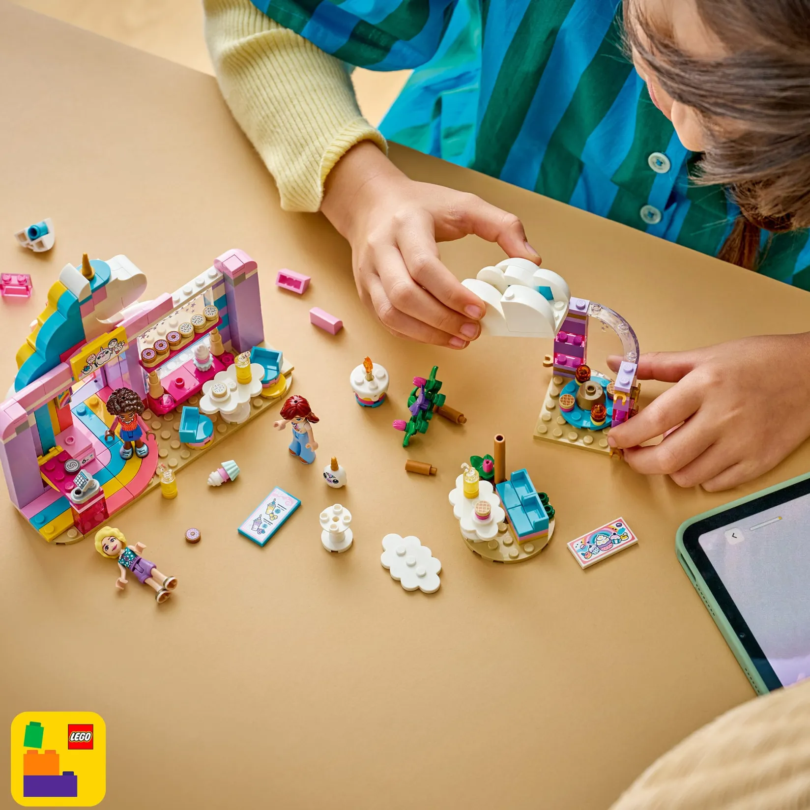Assembly & Construction>LEGO® Friends Unicorn Dream Café