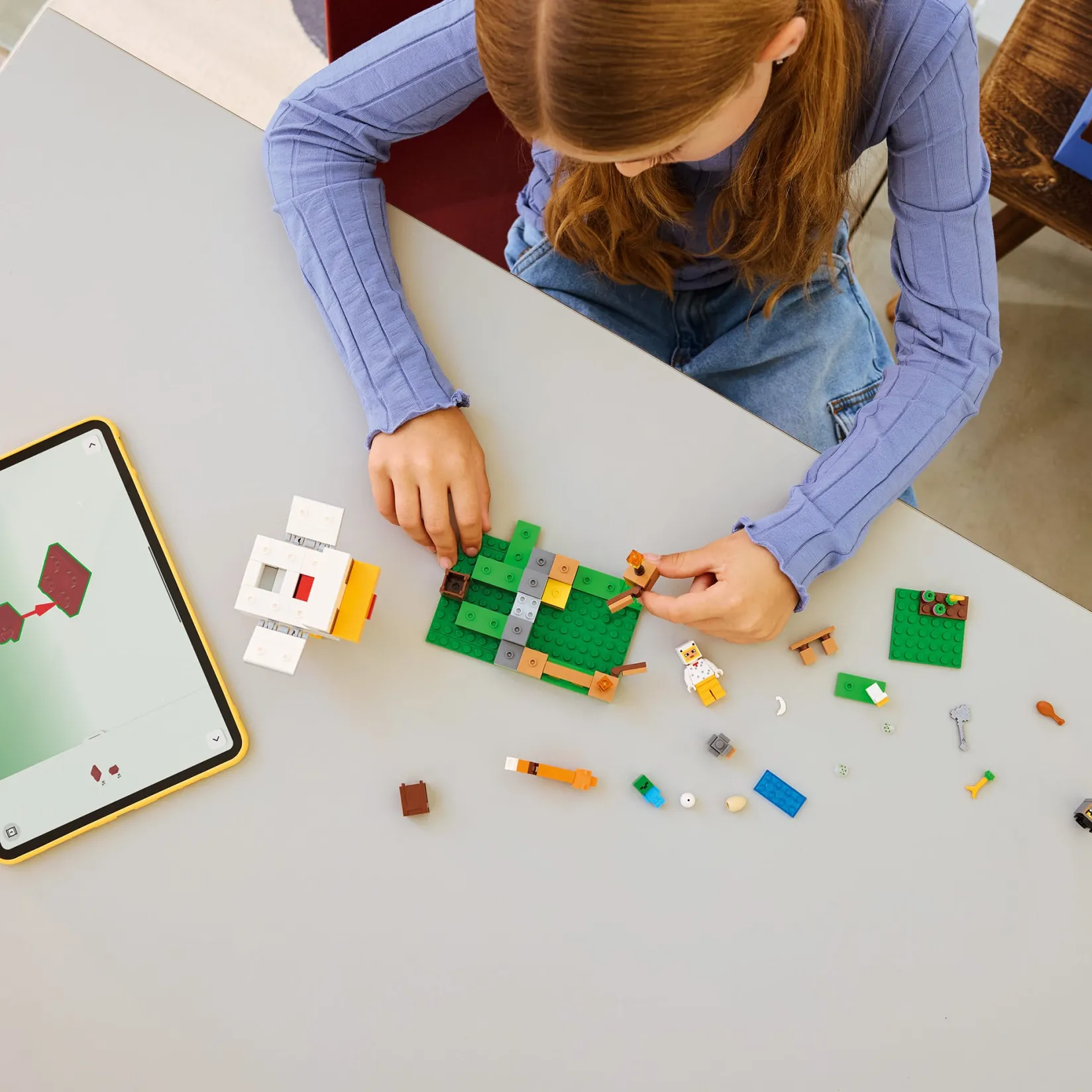 Assembly & Construction>LEGO® Minecraft® Chicken Farm