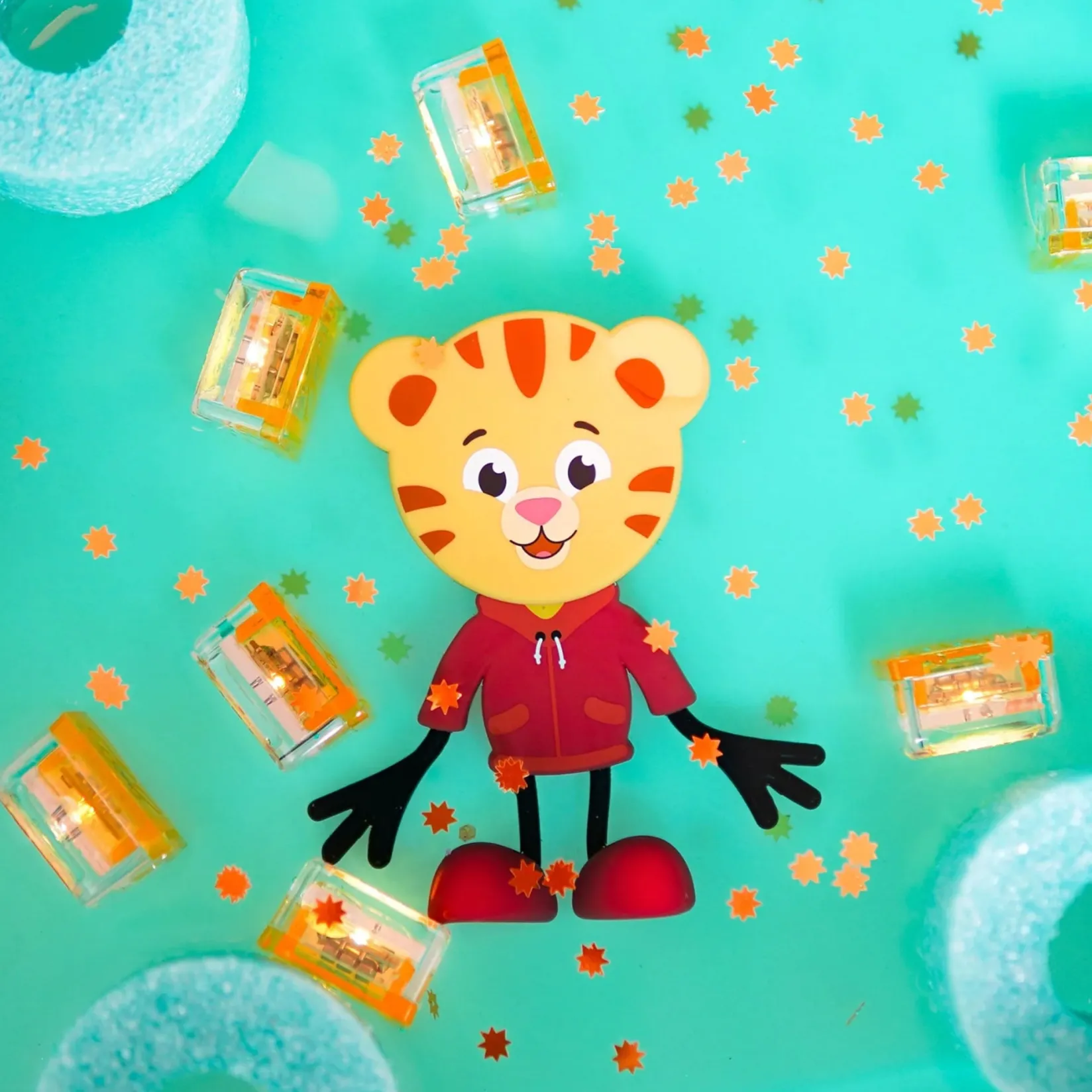 Hot Light-Up Cubes for Bath - Daniel Tiger Bath Toys|Bath Accessories