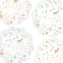 Hot Little Animals Dinner Plates Party Supplies