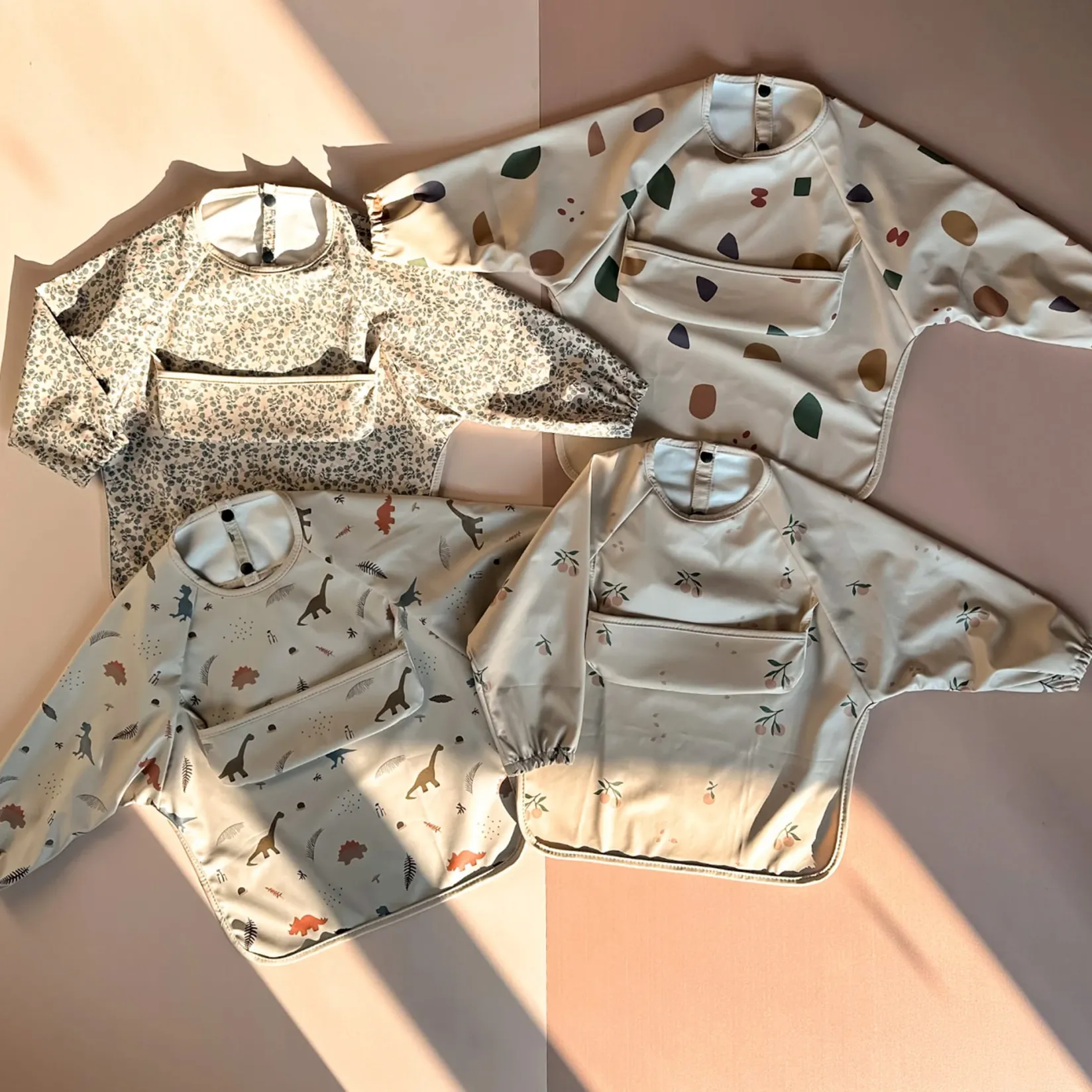 Breastfeeding|Bibs>Bulle Long Sleeve Waterproof Bib - Antique Flowers