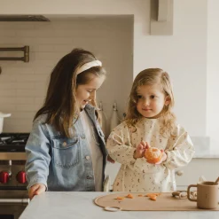 Bibs|Breastfeeding>Micasso Long-sleeved Bib with integrated pocket 6-24m - Les Fleurs