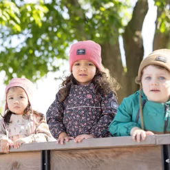 Outerwear><noscript><img width=